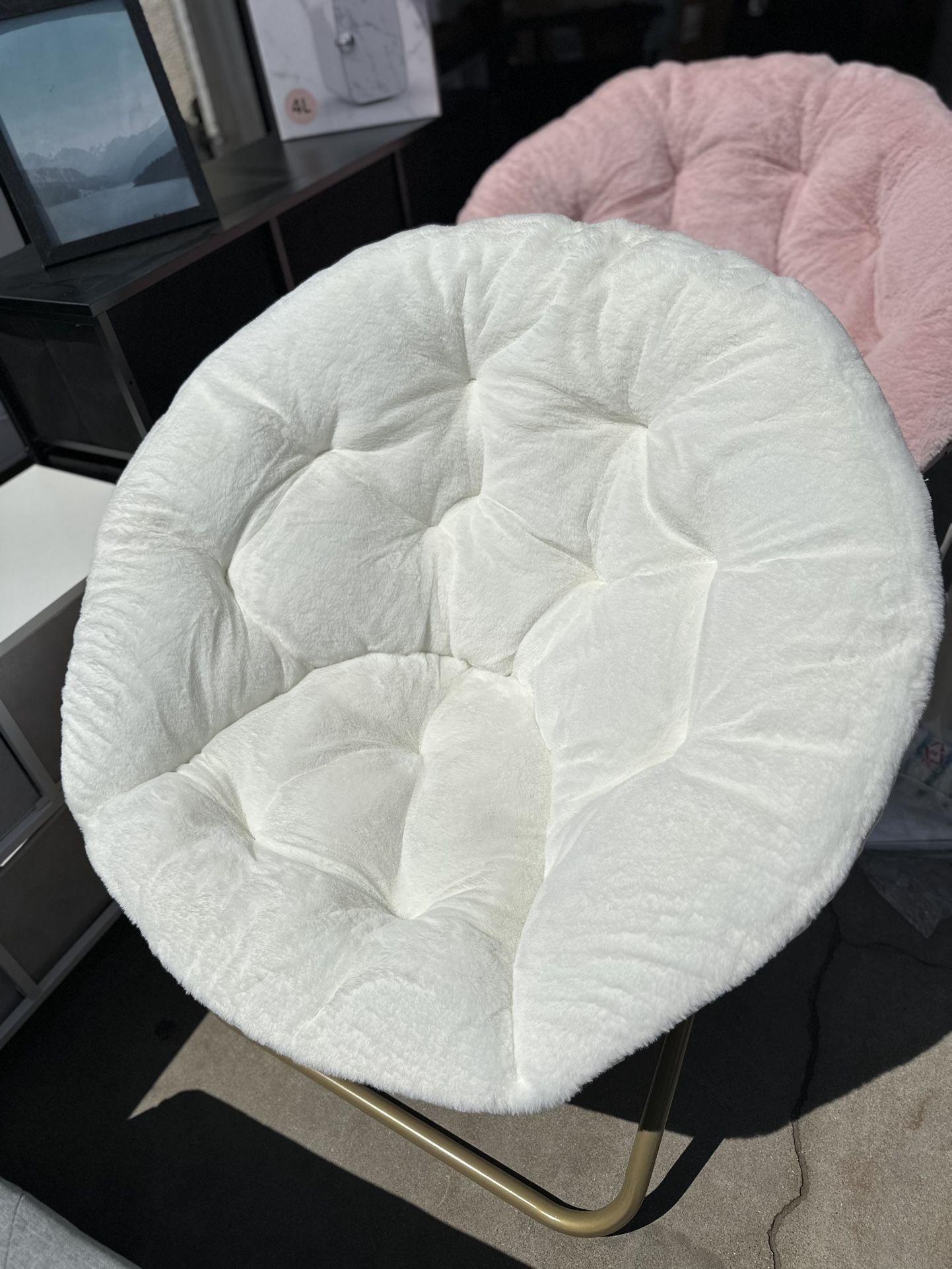 Saucer Chair