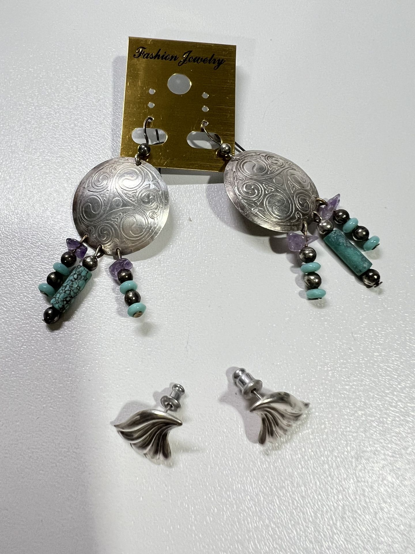 Earrings~Vintage Etched Disc Earrings 2 pairs