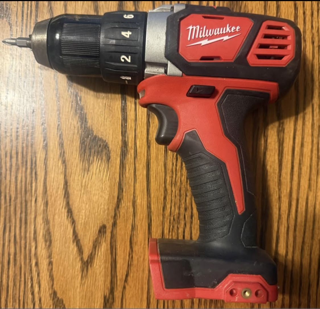 M18 18V Lithium-Ion Cordless 1/2 in. Drill Driver (Tool-Only)