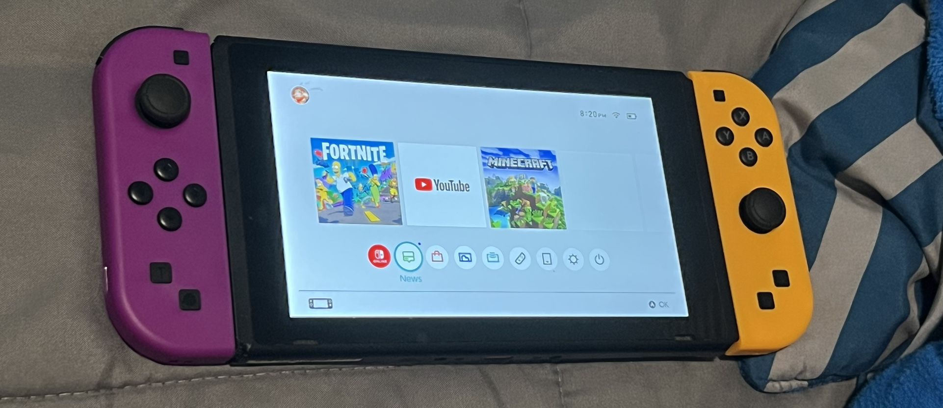 Nintendo Switch 220$ Price Is Negotiable. Great Christmas Gift.
