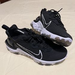 Nike React Vision Size 7 Men
