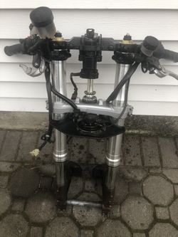 2005 Honda 1000 forks
