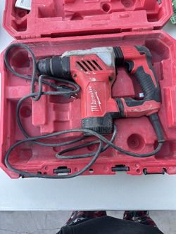 Milwakee And Makita Tools