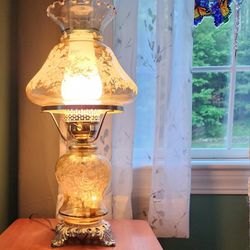 Antique Style GWTW Hurricane Lamp