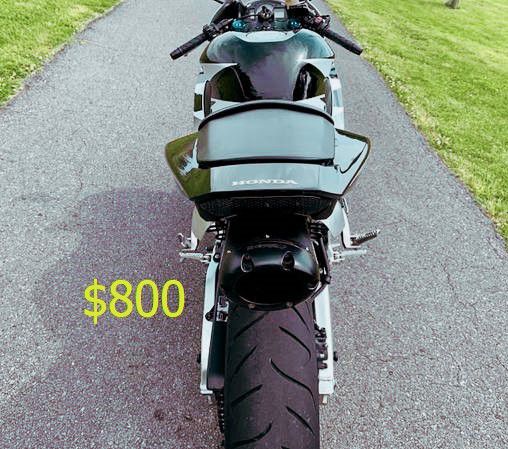 Photo $8OO! Selling 2015 Honda CBR 600RR