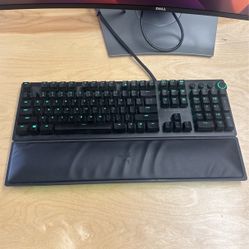 Razor Huntsman Elite RGB Mechanical Keyboard