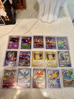 Lot Of Pokémon Cards