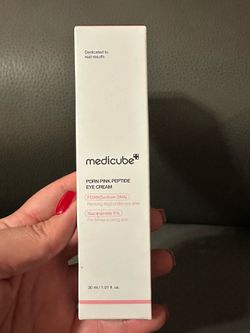MEDICUBE PDRN Pink Peptide Eye Serum