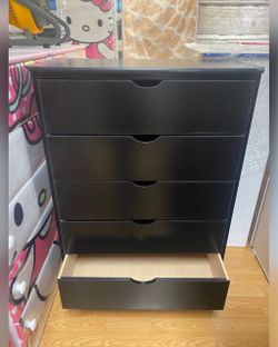 5 drawers dresser / Five drawers dresser / Cajonera 5 gavetas / Comoda