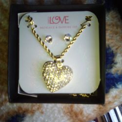 Gold Plated Woman's Necklace 