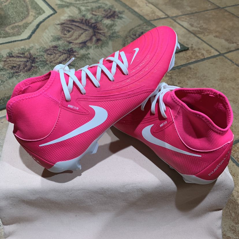 Nike Phantom Custom Soccer Cleats NIKE PHANTOM LUNA II ACADEMY FG/MG WOMENS (SIZE: 9.5 Women’s Fit)
