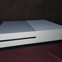 XBOX One S with Games Included