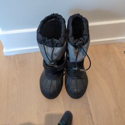 Kids Columbia Snow Boots