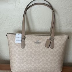 Coach City Tote bag. 