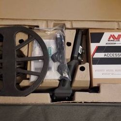 Minelab Equinox 600 w/ ML-80 wireless bluetooth headphones