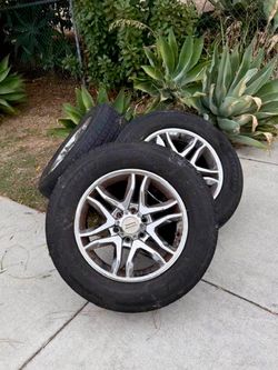 18” x 8.5” American Racing Chrome Wheels  Rims F-150 6 x 5.50  in