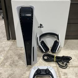 PS5 Disc With Astro A20 Bluetooth Headsets
