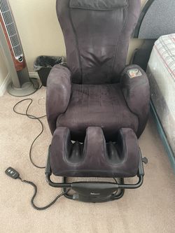 Fully Functional Massage Chair With Leg Masager