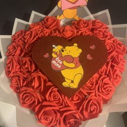Winnie The Pooh Valentine Bouquet 