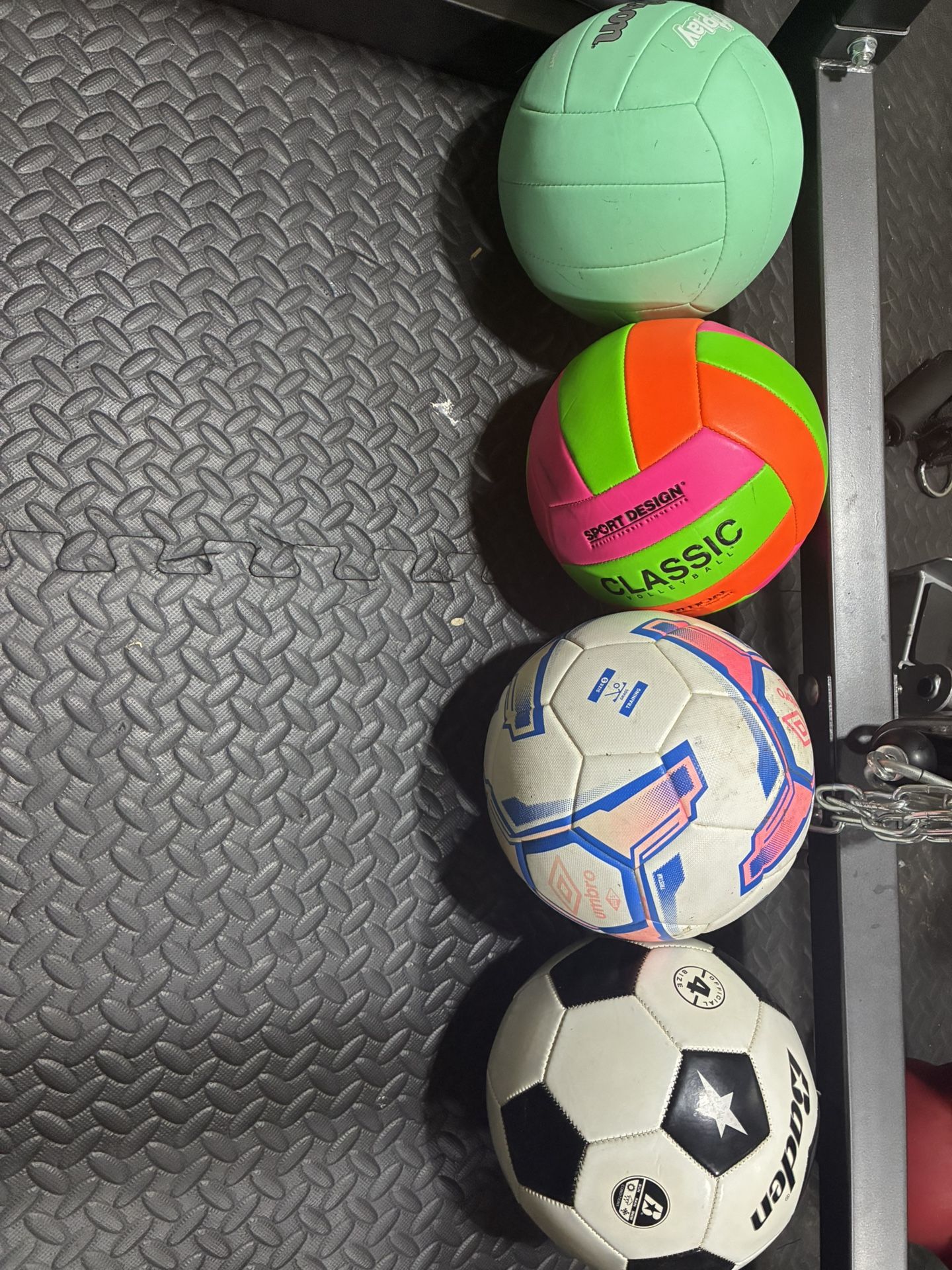 2 Volleyballs and 2 Soccer Balls