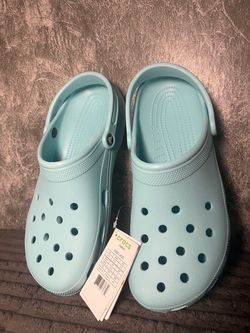 Crocs Classic Clogs Light Blue Aqua new with tags