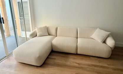 Brand New Castlery Auburn Performance Bouclé Chaise Sectional Sofa, Chalk / Left-Facing