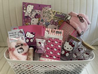 Hello kitty Gift Basket