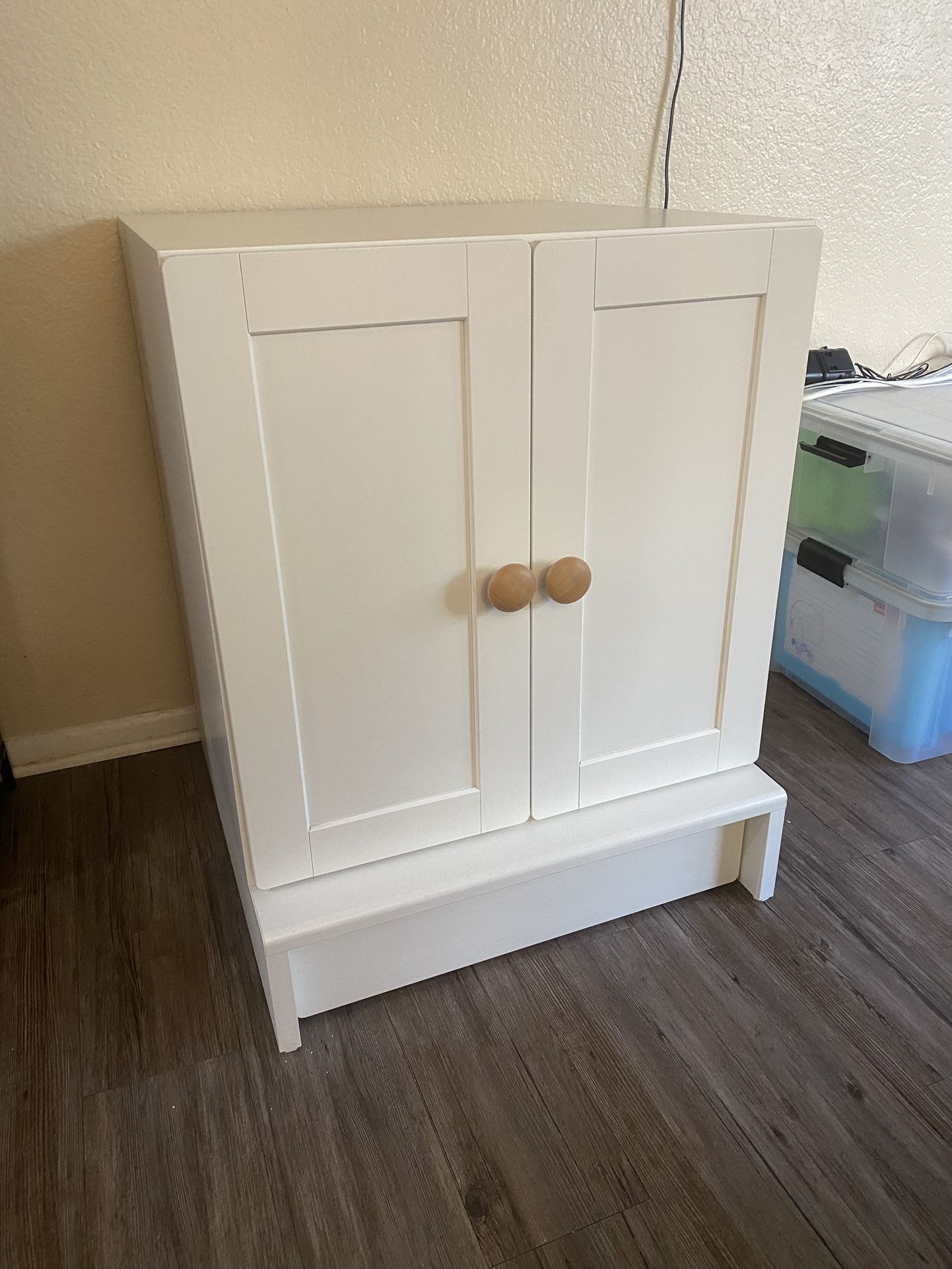 IKEA SMÅSTAD / UPPFÖRA Kids Cabinet, white with frame/with 1 shelf, 23 5/8x25 5/8x29 7/8 "
