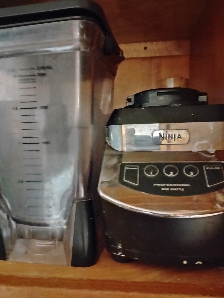 Ninji Blenders