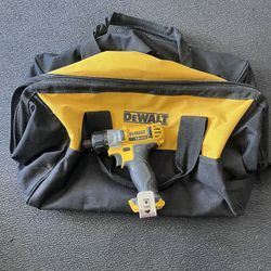 Dewalt 12vMAX Impact Drill *TOOL ONLY