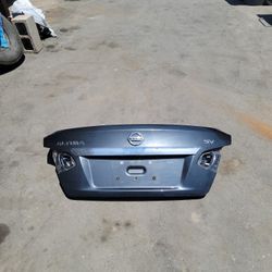 16/17/19 Altima Trunklid $650