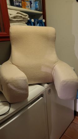 Massaging & Electronic Bedrest Loungers