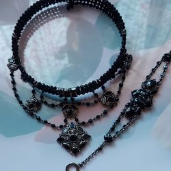 Vintage Gothic Choker And Bracelets With Black Stone Good Condition $ 40.00