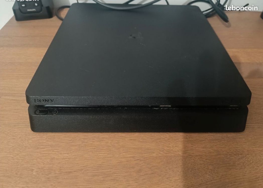 PS4 Slim