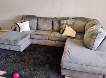 Gray Fabric Sectional Sofa with Chaise