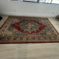 Previously Loved Vintage 100% Wool Rug Approx 10’x6’