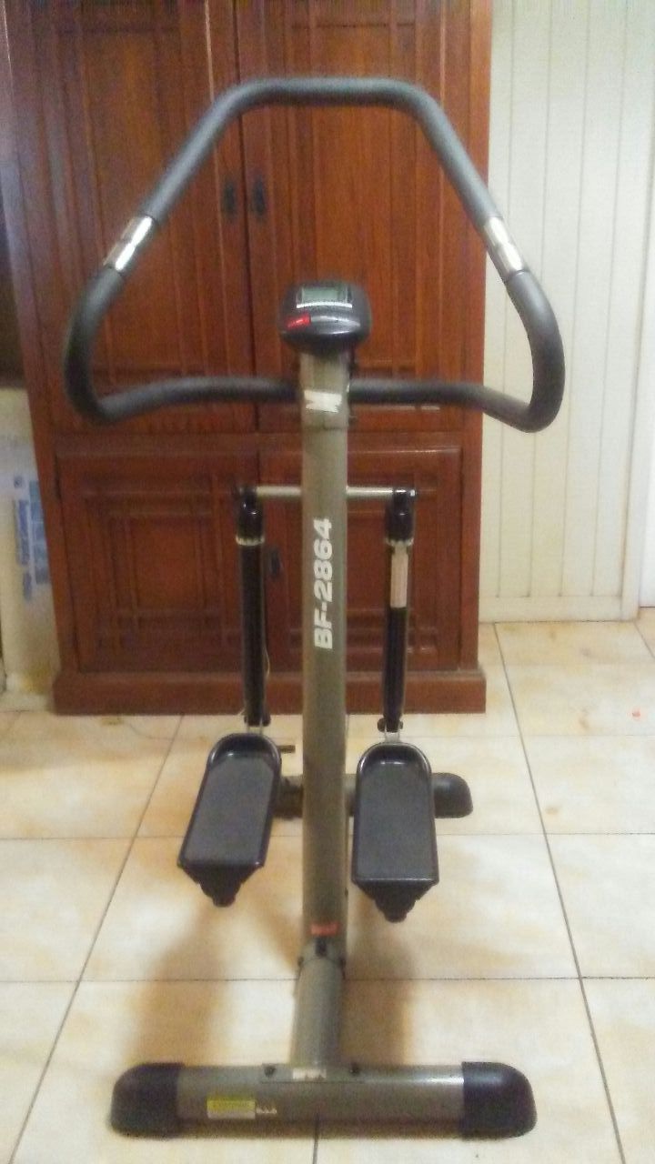 Bodyfit BF2864 Stair Climber for Sale in Fort Myers, FL OfferUp