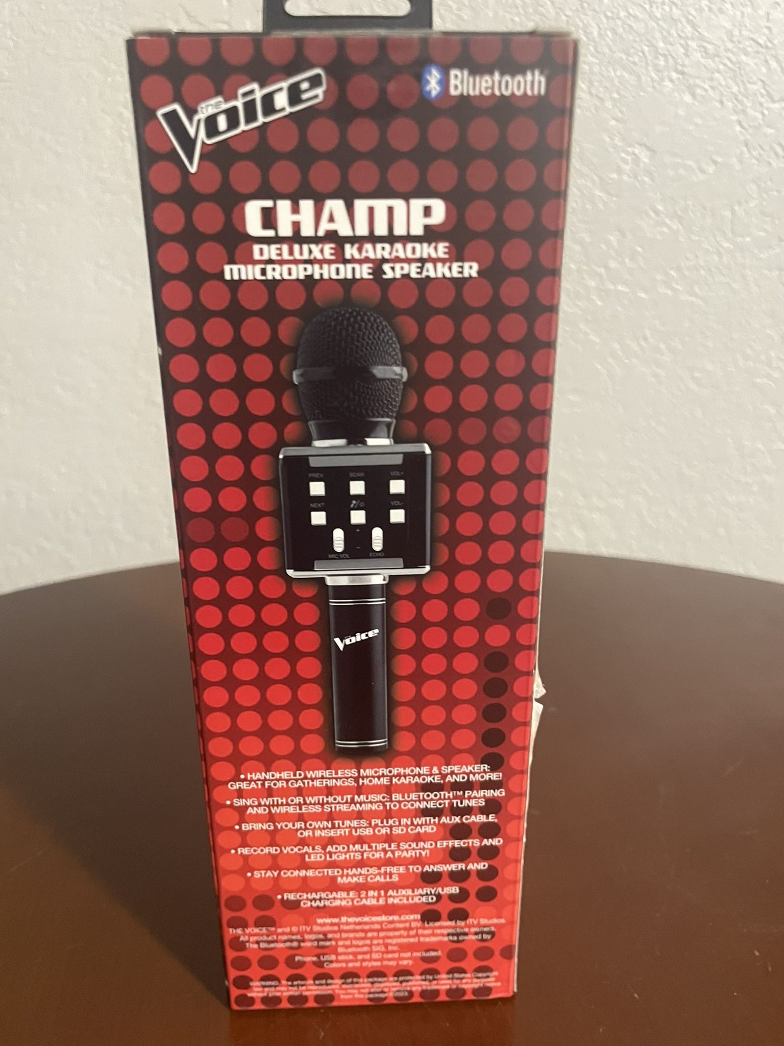 NEW!! Bluetooth/wireless Handheld Microphone - NEW