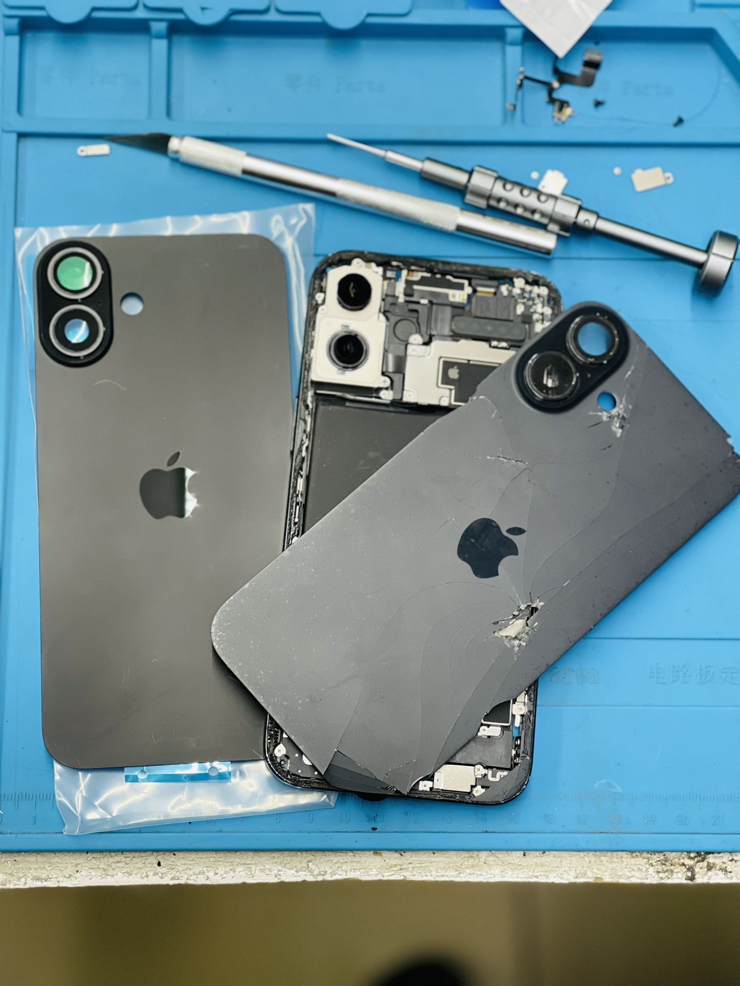 📱 iPhone 16 Plus Back Glass / Backdoor Replacement