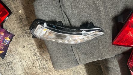 OEM 2019-2025 Chevy Malibu Front driver left bumper turn signal DRL Light Lamp LH