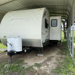 Hornet Rv 2010