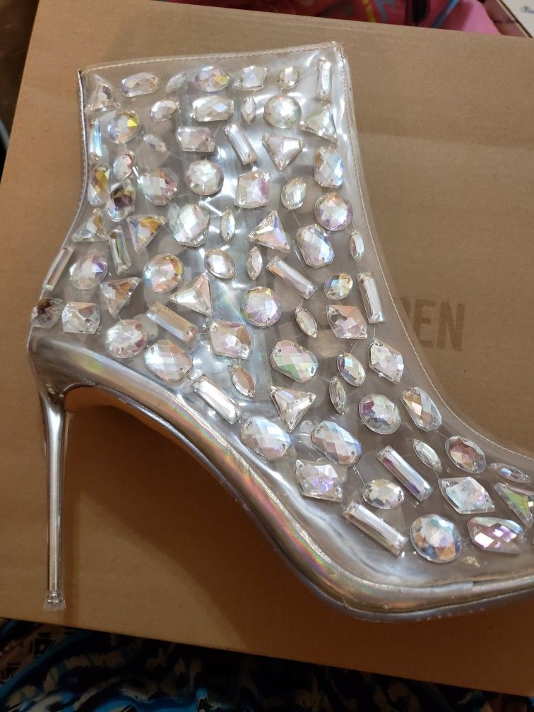 BRAND NEW Steve Madden Jentt Stiletto Heel Bootie Iridescent Christmas dazzle bling Shoes Boots g