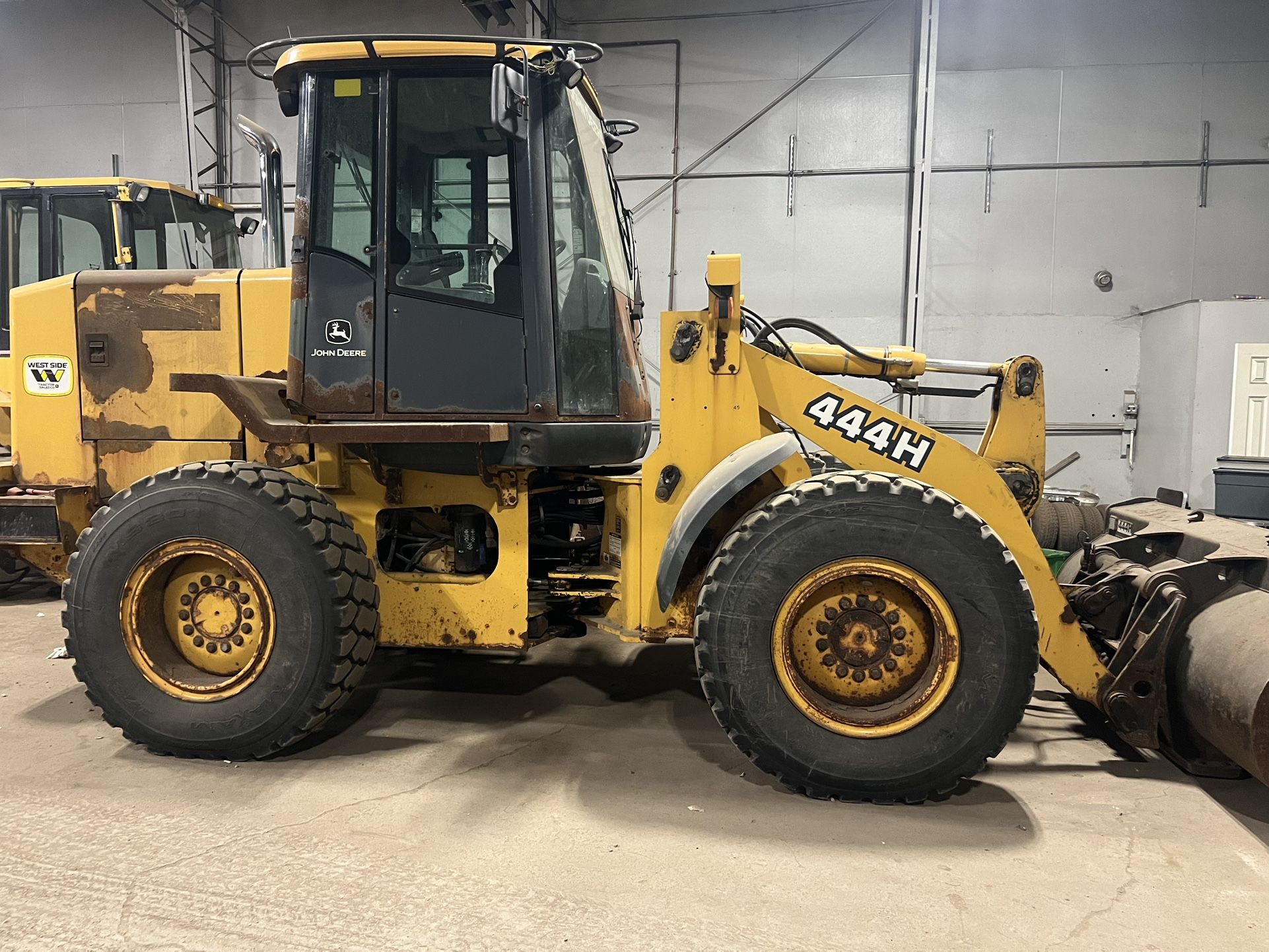 2003 John Deere 444H