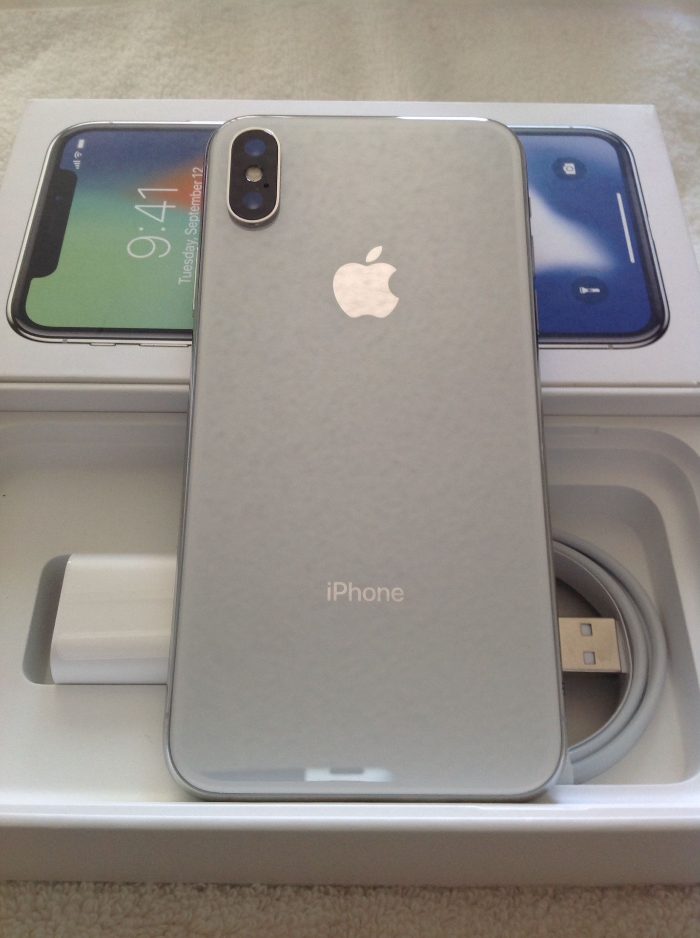 Apple iPhone X 64GB (SPRINT) BOOST MOBILE $400 FIRM