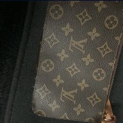 Louis Vuitton Monogram Pouch