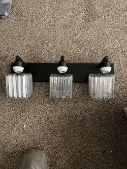 Vanity light fixture