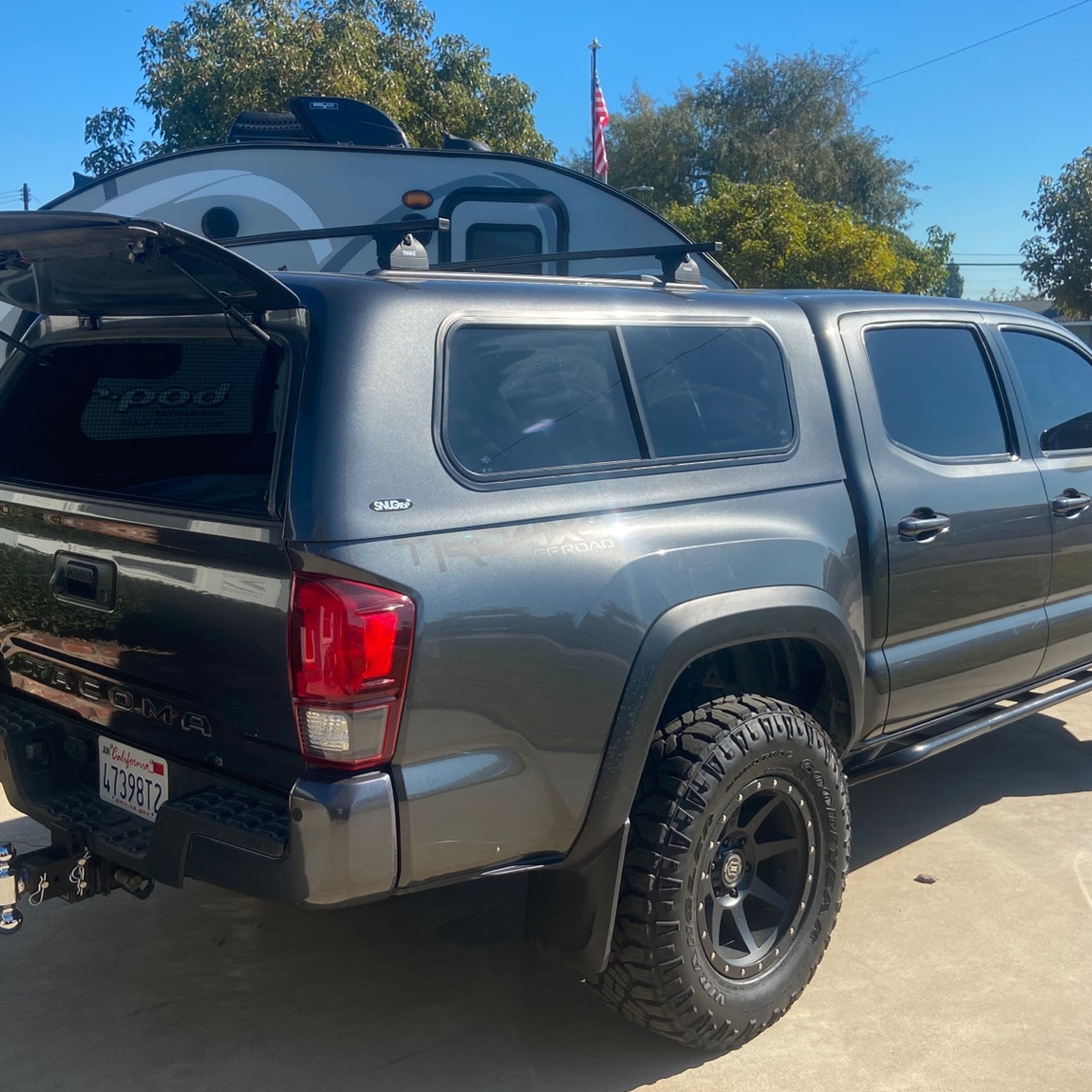 Snugtop rebel camper shell for Sale in Westminster, CA OfferUp