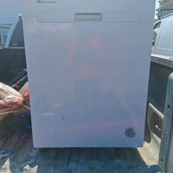 DISH WASHER. Great Condition 