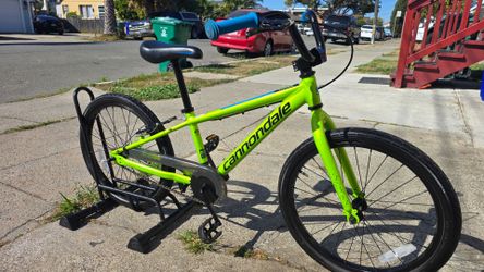 Cannondale Trail 20"Tires Kids Bike
Like New