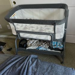 Baby Bond Bassinet 